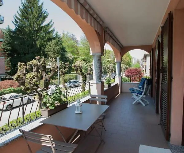 Apartament Casa Gaia Stresa